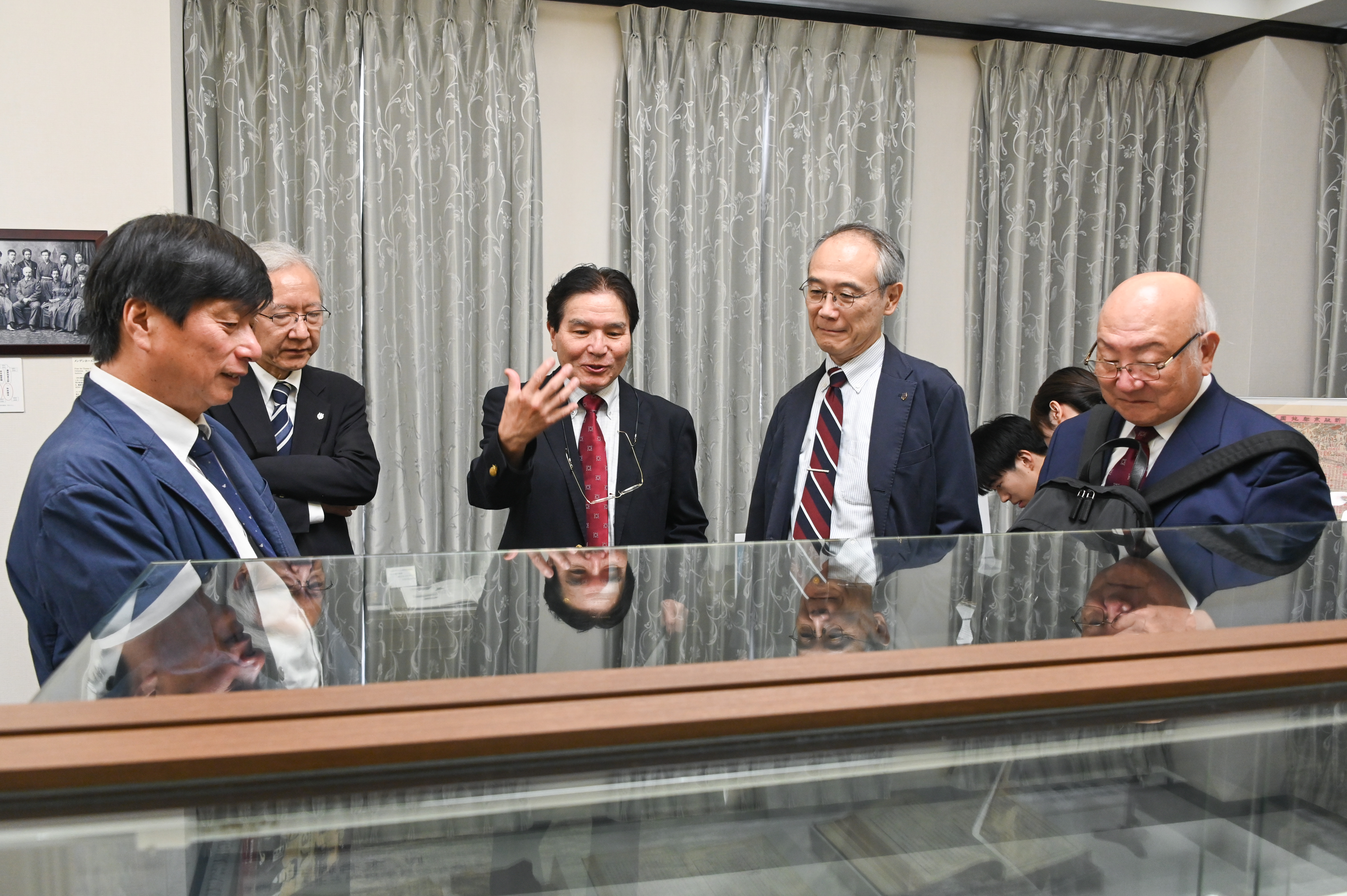 「『富士山観測』～日本気象学の礎を築いた中村精男と和田雄治～」内覧会開催について(9/25・開催報告)