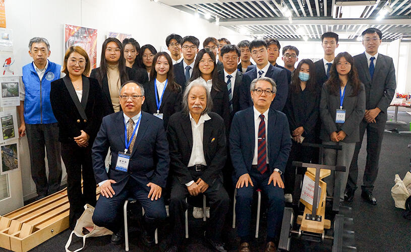 Visit of Students, Faculty, and Staff from Dalian University of Technology