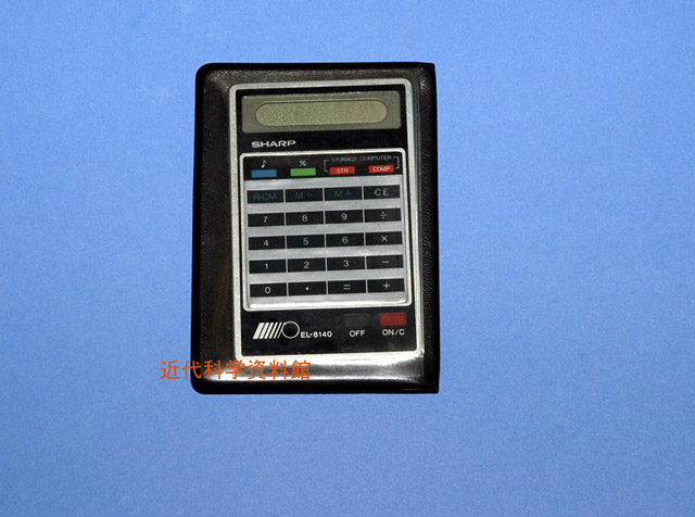 1978発売 価格7000円　ストレージコンピュータ内臓　データ保護機能　換算機能 ボタン電池　バッテリーインジケータ 