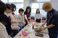 実験風景：コンクリート工学研究室(2)