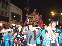 飯生神社例大祭御神輿担ぎ