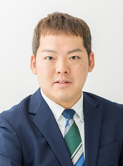 土戸 良高 講師