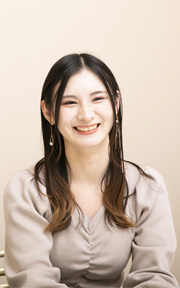 石山 莉帆さん