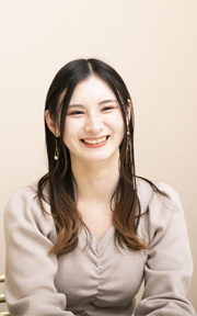 石山 莉帆さん