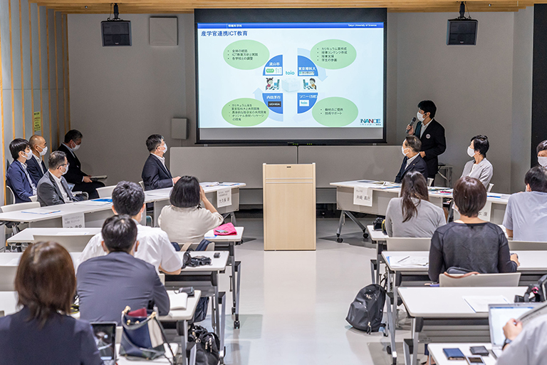 本学教員が千葉県流山市で実践する統合型プログラミング教育に協力