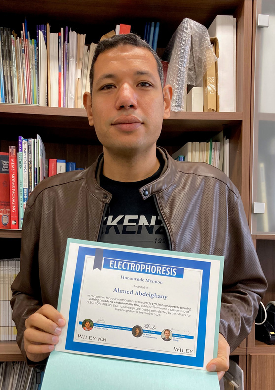 本学学生の学術論文が『ELECTROPHORESIS』誌に掲載され Honorable Mentionを受賞