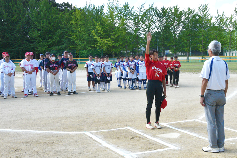 野田キャンパスグラウンドにて6人制ソフトボール大会を開催(8/6・開催報告)