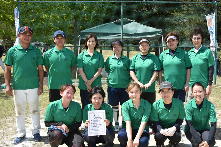 野田キャンパスグラウンドにて6人制ソフトボール大会を開催(8/6・開催報告)