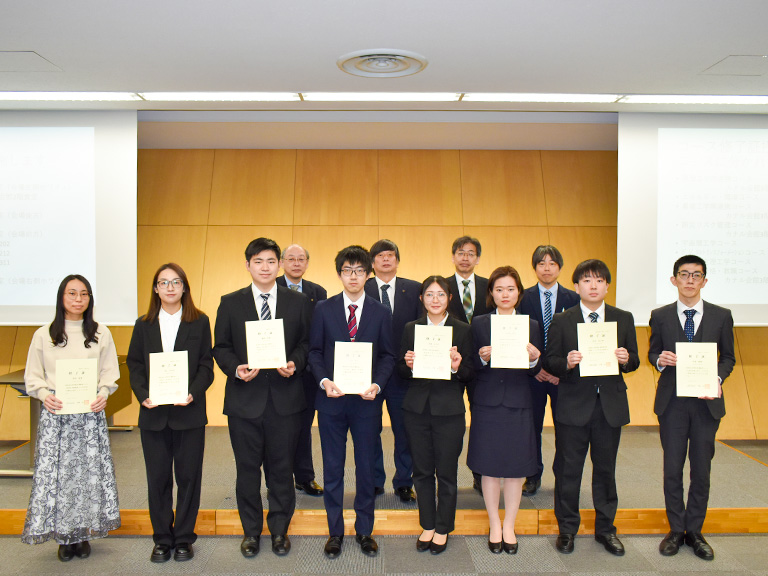 白石科学振興会 技術者・研究者育成助成に本学大学院生が採択