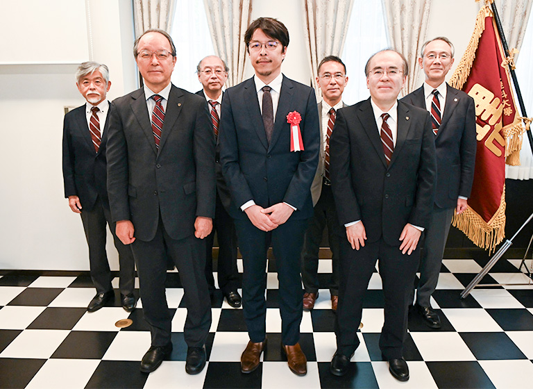 第7回東京理科大学物理学園賞を授与