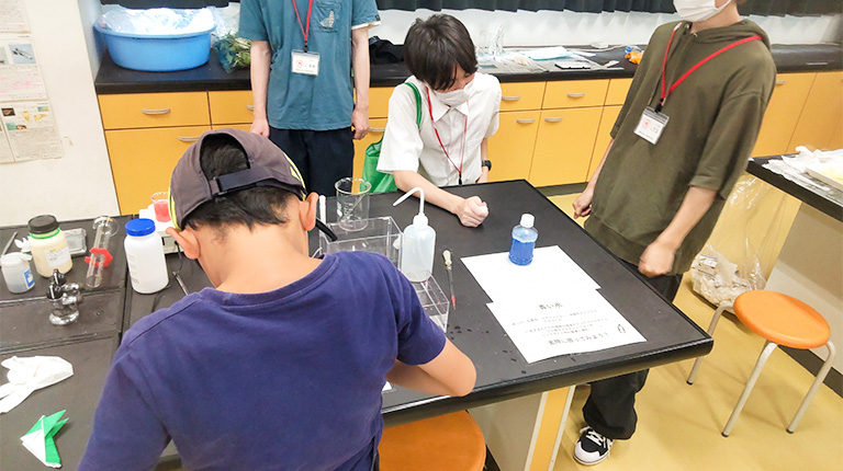 【開催報告】新宿区立中町図書館主催イベント「わくわく数学探求！」を本学で開催（7/20）