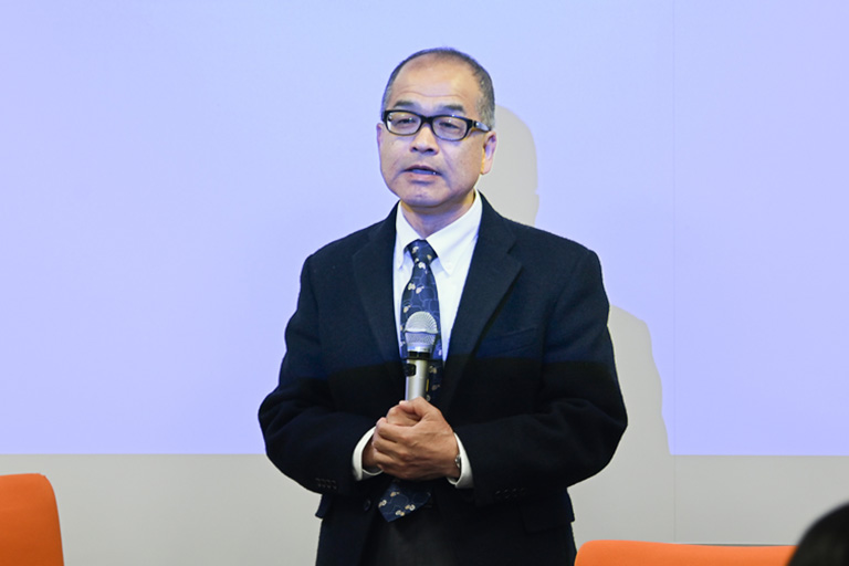 晃華学園中学校高等学校の生徒が来訪