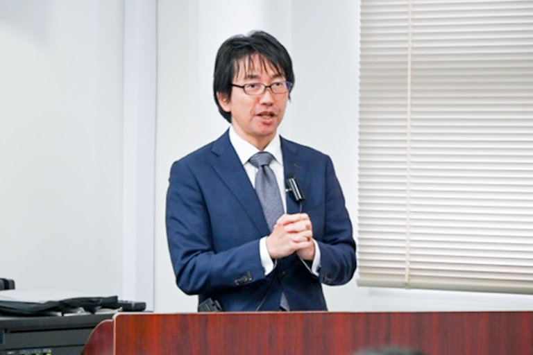 晃華学園中学校高等学校の生徒が来訪