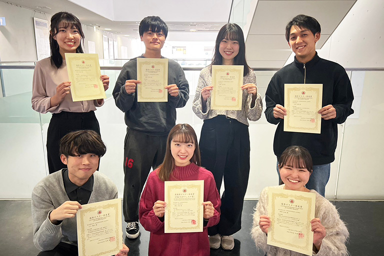 第14回CSJ化学フェスタ2024において本学大学院生らが最優秀ポスター発表賞、優秀ポスター発表賞、博士課程学生オーラルセッション(CSJ化学フェスタ博士オーラル賞)を受賞