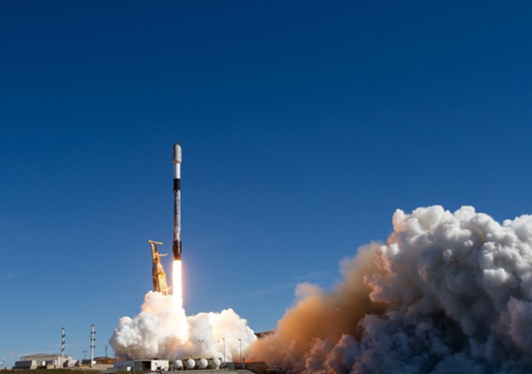 キューブサットX線衛星NinjaSatによる宇宙観測の革新-決まった時間間隔で爆発を起こす奇妙な中性子星の長期観測-