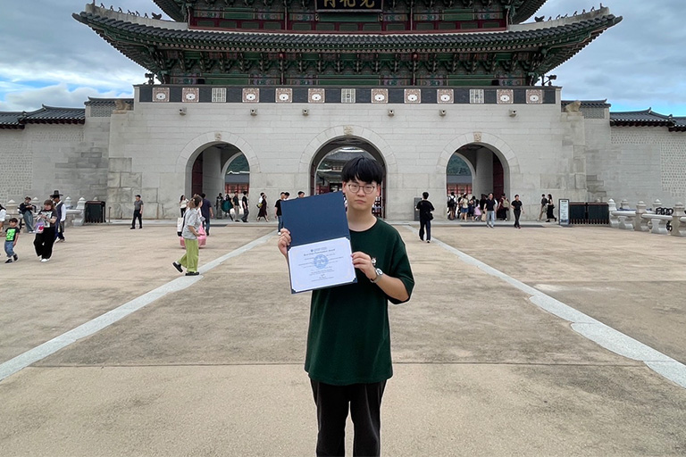 本学大学院生らが公益財団法人スズキ財団2025年度研究者海外研修助成金を獲得