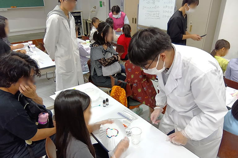 【開催報告】2025年度サイエンスフェアみらい研究室~科学へのトビラ~を開催(10/12)