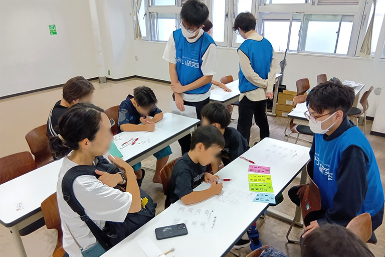 【開催報告】2025年度サイエンスフェアみらい研究室~科学へのトビラ~を開催(10/12)