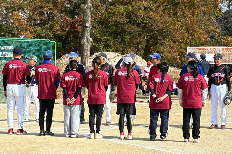 【開催報告】第3回 6人制ソフトボール大会（11/24）