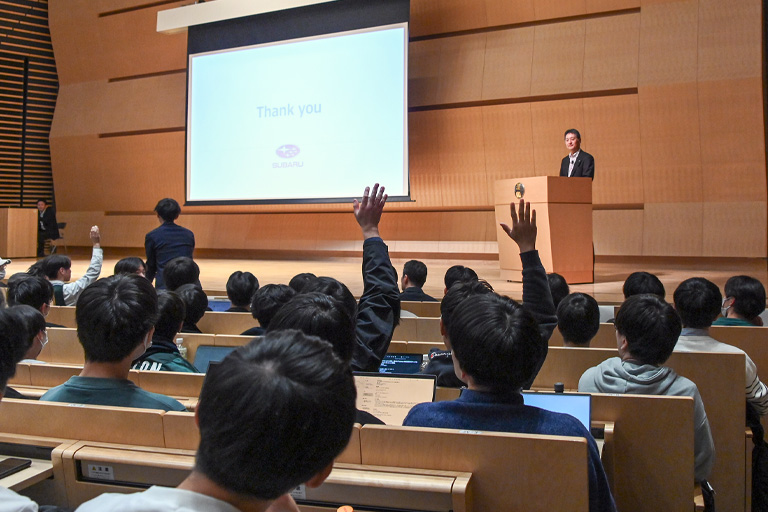 質疑応答の様子