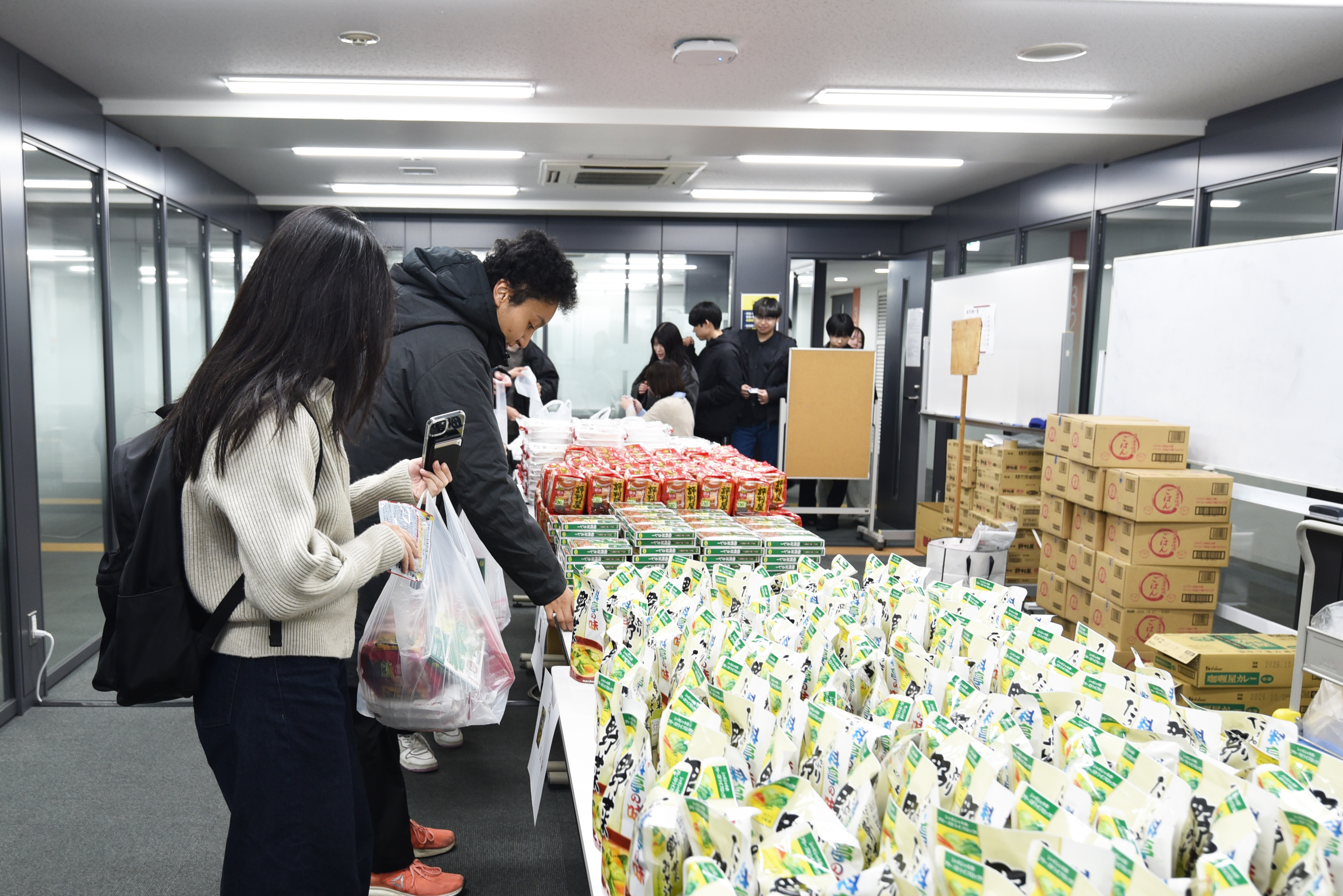 【開催報告】食料品無料配布「TUS『食』への学生応援プロジェクト」の実施について（12/17～12/19）
