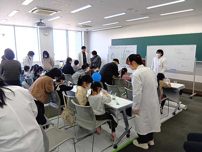 【開催報告】2025年度科学体験教室「オドロキ科学箱」を開催（3/14）