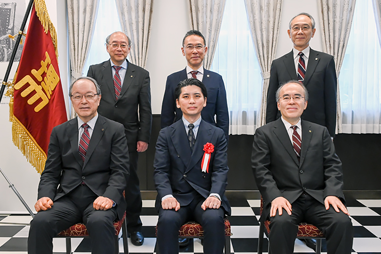 第9回東京理科大学物理学園賞を授与