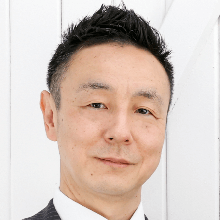 横木 慶輔 氏